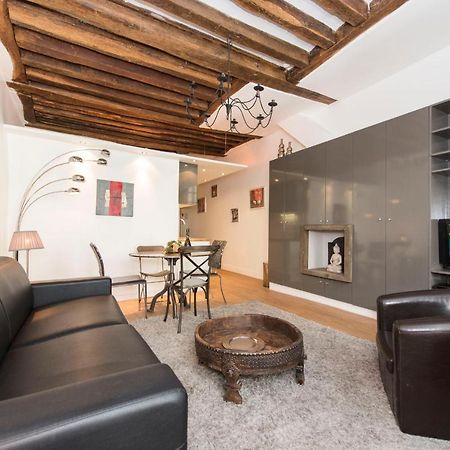Appartamento Couleur St Martin Parigi Esterno foto